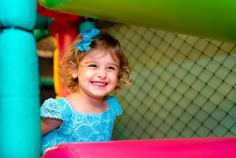 foto aniversario infantil no buffet Espaço Villa 18 em Alphaville. Decoração Aladim. buffet infantil alphaville. foto aniversário infantil em alphaville.'