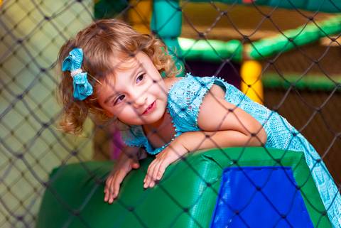 foto aniversario infantil no buffet Espaço Villa 18 em Alphaville aniversariante'