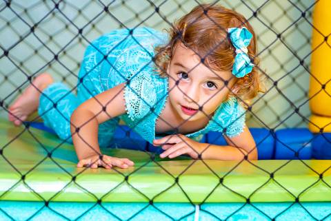 foto aniversario infantil no buffet Espaço Villa 18 em Alphaville. Decoração Aladim. buffet infantil alphaville. foto aniversário infantil em alphaville.'