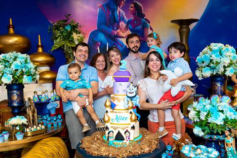 foto aniversario infantil no buffet Espaço Villa 18 em Alphaville. Decoração Aladim. buffet infantil alphaville. foto aniversário infantil em alphaville.'