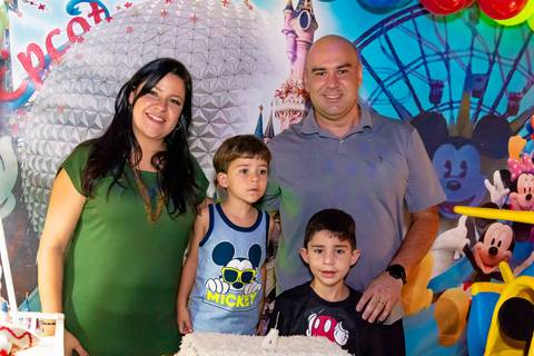 Fotografia de aniversário infantil em alphaville. Fotografia de aniversário infantil no buffet Planeta Kids Alphaville.'