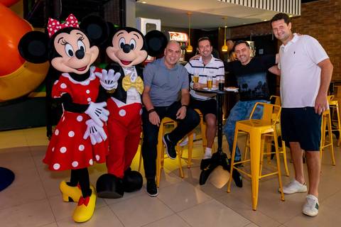 Fotografia de aniversário infantil em alphaville. Fotografia de aniversário infantil no buffet Planeta Kids Alphaville.'