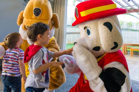 fotografia infantil em Alphaville, decoração patrulha canina, tema patrulha canina, fotógrafo aniversário infantil em alphaville, foto aniversário infantil. Fotografia de aniversário com a Patrulha Canina. Aniversário patrulha canina.'