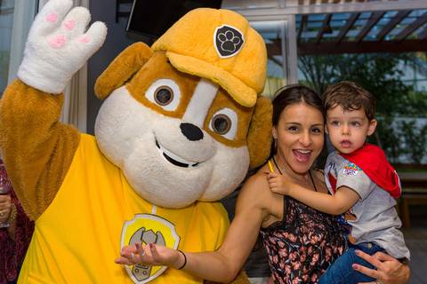 fotografia infantil em Alphaville, decoração patrulha canina, tema patrulha canina, fotógrafo aniversário infantil em alphaville, foto aniversário infantil. Fotografia de aniversário com a Patrulha Canina. Aniversário patrulha canina.'