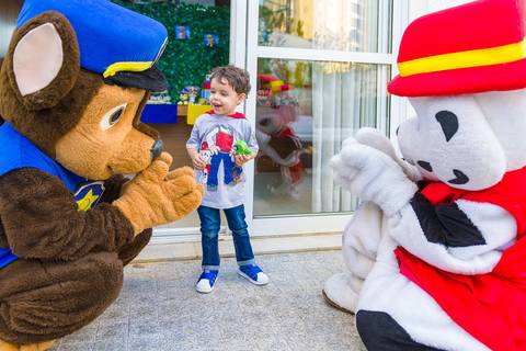 patrulha canina. fotografia infanvtil em Alphaville, decoração patrulha canina, tema patrulha canina, fotógrafo aniversário infantil em alphaville, foto aniversário infantil.'