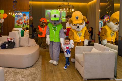 fotografia infantil em Alphaville, decoração patrulha canina, tema patrulha canina, fotógrafo aniversário infantil em alphaville, foto aniversário infantil. Fotografia de aniversário com a Patrulha Canina. Aniversário patrulha canina.'