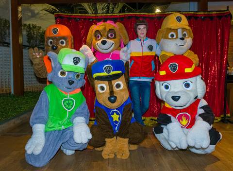 fotografia infantil em Alphaville, decoração patrulha canina, tema patrulha canina, fotógrafo aniversário infantil em alphaville, foto aniversário infantil. Fotografia de aniversário com a Patrulha Canina. Aniversário patrulha canina.'
