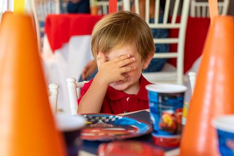 fotografia aniversário infantil carros. foto decoração carros. fotografia aniversário infantil em alphaville. Fotografia cars'