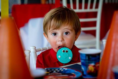 fotografia aniversário infantil carros. foto decoração carros. fotografia aniversário infantil em alphaville. Fotografia cars'