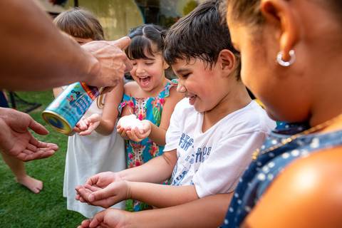 fotografia aniversário infantil carros. foto decoração carros. fotografia aniversário infantil em alphaville. Fotografia cars'