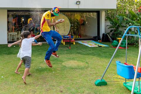 fotografia aniversário infantil carros. foto decoração carros. fotografia aniversário infantil em alphaville. Fotografia cars'