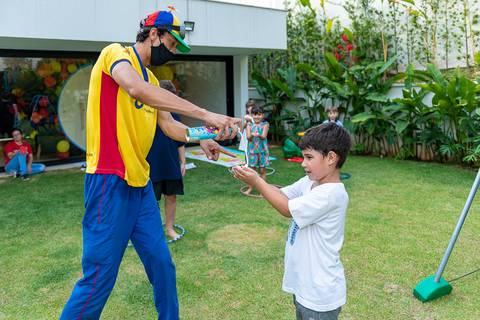 fotografia aniversário infantil carros. foto decoração carros. fotografia aniversário infantil em alphaville. Fotografia cars'