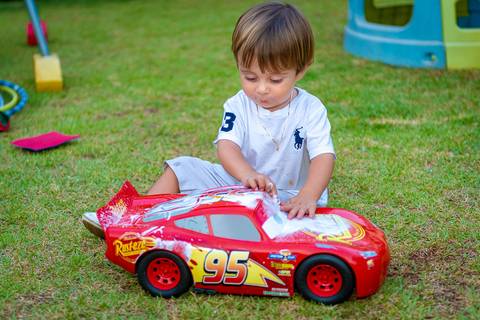fotografia aniversário infantil carros. foto decoração carros. fotografia aniversário infantil em alphaville. Fotografia cars'