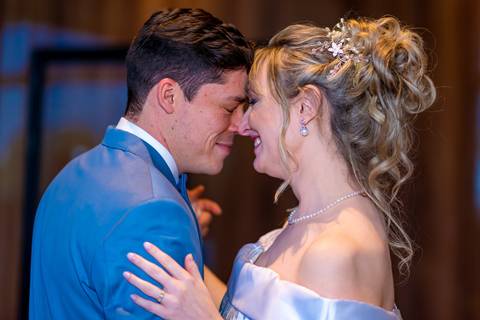 foto dos noivos dançando na recepção no cocobambu do iguatemi alphaville,  foto casamento alphaville, foto casamento barueri'