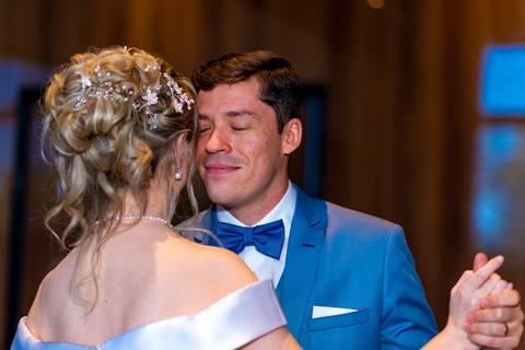 foto dos noivos dançando na recepção no cocobambu do iguatemi alphaville,  foto casamento alphaville, foto casamento barueri'