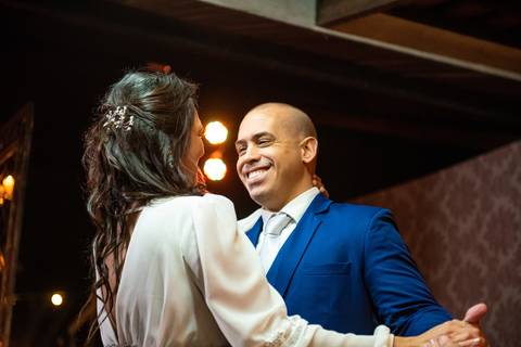 noivos dançando na festa do casamento gruta alphaville, casamento na gruta Alphaville, foto de casamento na gruta Alphaville'