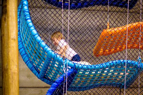 Espaço Lá Vem o Sol, foto do aniversário infantil no buffet Espaço Lá Vem o Sol Alphaville com os personagens de Monstros SA Boo Mike Sullivan, foto aniversário infantil alphaville, espaço Lá Vem o Sol Alphaville'