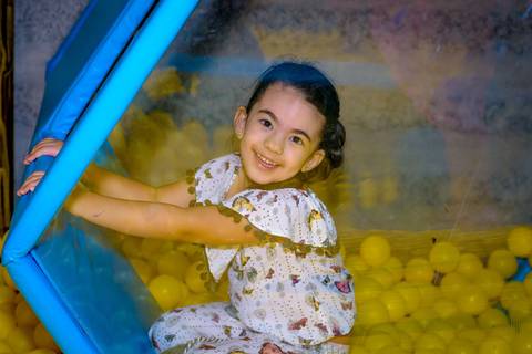 Espaço Lá Vem o Sol, foto do aniversário infantil no buffet Espaço Lá Vem o Sol Alphaville com os personagens de Monstros SA Boo Mike Sullivan, foto aniversário infantil alphaville, espaço Lá Vem o Sol Alphaville'