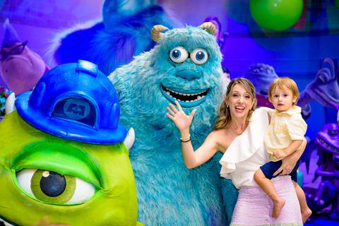 Espaço Lá Vem o Sol, foto do aniversário infantil no buffet Espaço Lá Vem o Sol Alphaville com os personagens de Monstros SA Boo Mike Sullivan, foto aniversário infantil alphaville, espaço Lá Vem o Sol Alphaville'