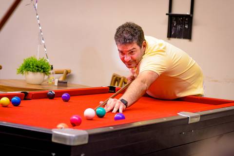 foto do aniversário infantil no buffet Espaço Lá Vem o Sol Alphaville com os personagens de Monstros SA Boo Mike Sullivan, foto aniversário infantil alphaville, espaço Lá Vem o Sol'