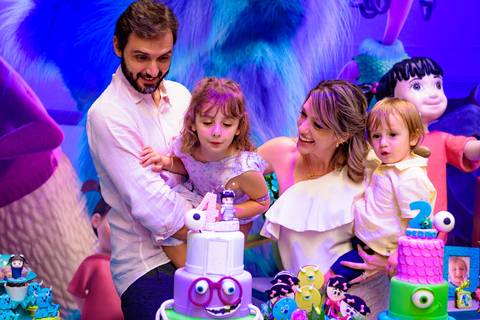 Espaço Lá Vem o Sol, foto do aniversário infantil no buffet Espaço Lá Vem o Sol Alphaville com os personagens de Monstros SA Boo Mike Sullivan, foto aniversário infantil alphaville, espaço Lá Vem o Sol Alphaville'