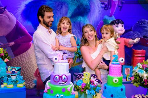 Espaço Lá Vem o Sol, foto do aniversário infantil no buffet Espaço Lá Vem o Sol Alphaville com os personagens de Monstros SA Boo Mike Sullivan, foto aniversário infantil alphaville, espaço Lá Vem o Sol Alphaville'