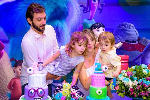 Espaço Lá Vem o Sol, foto do aniversário infantil no buffet Espaço Lá Vem o Sol Alphaville com os personagens de Monstros SA Boo Mike Sullivan, foto aniversário infantil alphaville, espaço Lá Vem o Sol Alphaville'