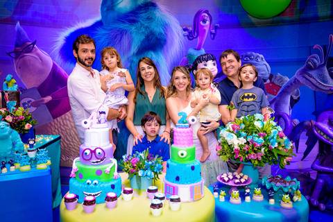 Espaço Lá Vem o Sol, foto do aniversário infantil no buffet Espaço Lá Vem o Sol Alphaville com os personagens de Monstros SA Boo Mike Sullivan, foto aniversário infantil alphaville, espaço Lá Vem o Sol Alphaville'