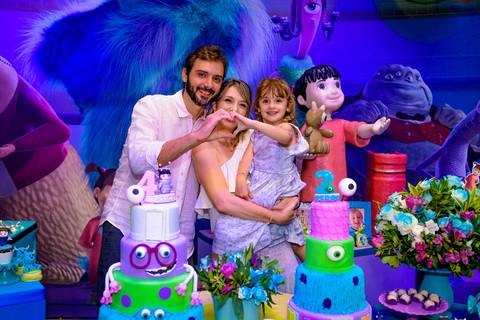 Espaço Lá Vem o Sol, foto do aniversário infantil no buffet Espaço Lá Vem o Sol Alphaville com os personagens de Monstros SA Boo Mike Sullivan, foto aniversário infantil alphaville, espaço Lá Vem o Sol Alphaville'