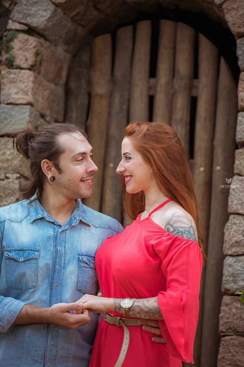 Fotos de ensaio de casal, foto de casal se olhando, foto de pre wedding'