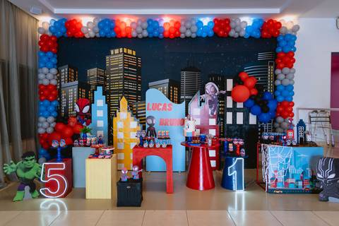 Decoração festa infantil - MARICOTA - Os Vingadores
'