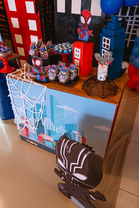 Decoração festa infantil - MARICOTA - Os Vingadores'