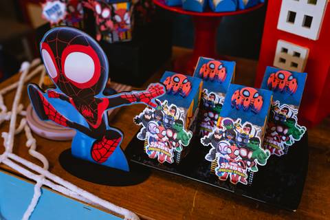 Decoração festa infantil - MARICOTA - Os Vingadores'