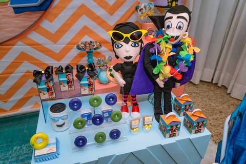 Decoração festa infantil Drácula e halloween'