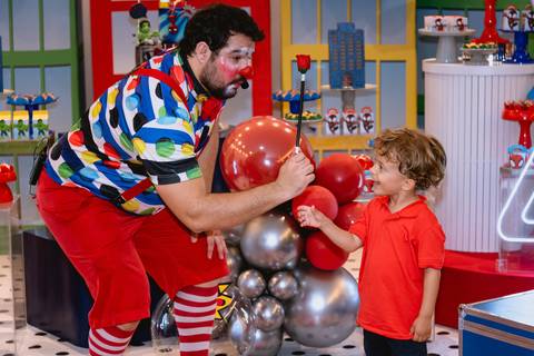 fotos de festa infantil - cerrado kids - show do Chouchou Palhaço + Mágico'