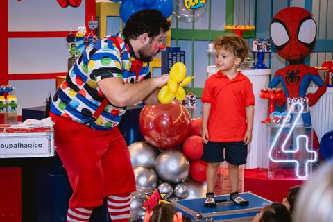 fotos de festa infantil - cerrado kids - show do Chouchou Palhaço + Mágico'