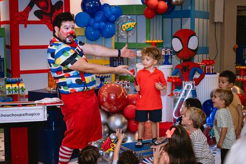 fotos de festa infantil - cerrado kids - show do Chouchou Palhaço + Mágico'