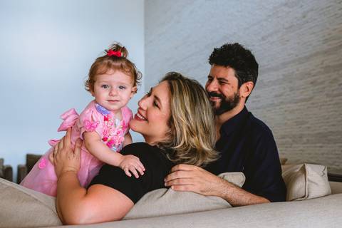 ensaio família - ensaio em casa - foto de família - fotografando na casa do cliente - fotos em casa - ensaio em casa'