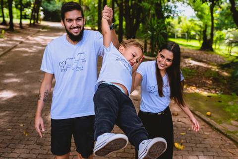 ensaio família - ensaio em casa - foto de família - fotografando na casa do cliente - fotos em casa - ensaio em casa'