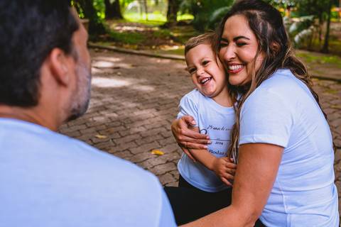 ensaio família - ensaio em casa - foto de família - fotografando na casa do cliente - fotos em casa - ensaio em casa'