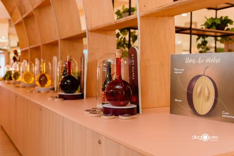 vinhos expostos wineard no barrashoppingsul'