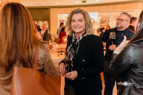 Stelamaris Parenza Arenhardt'