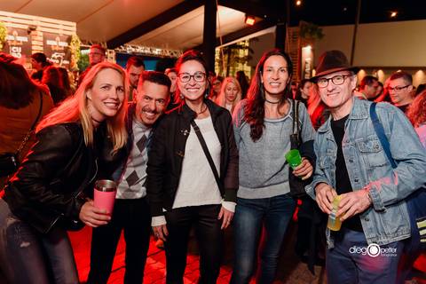 público a noite evento'