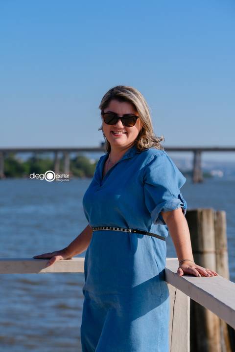 foto espontânea no deck da casa das flores'