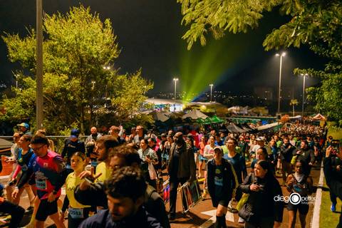 subida corredor maratona barrashoppingsul'
