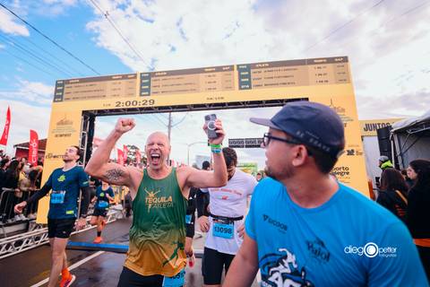 chegada maratona 21 km 40510'