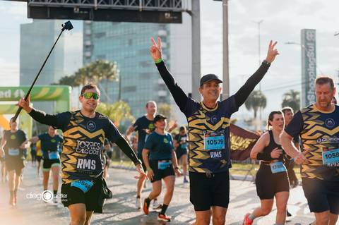 chegada vibrante na 41 maratona poa 21 km 10579'