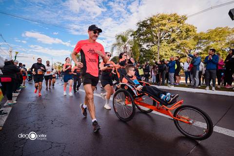 largada 5 e 10km 41 maratona poa com pcd '