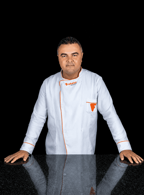Chef Pizzaiolo Matheus  
Fratello Pizzaria'