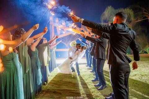 casamento villa Laguna, foto villa laguna, making off da noiva villa laguna, villa laguna, fotografia de casamento, estudio oliver, decoração de casamento, noiva, foto criativa de casamento'